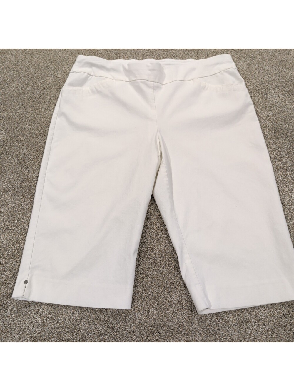 Chico's Perfect Stretch Pedal Pusher Shorts Size 13 White